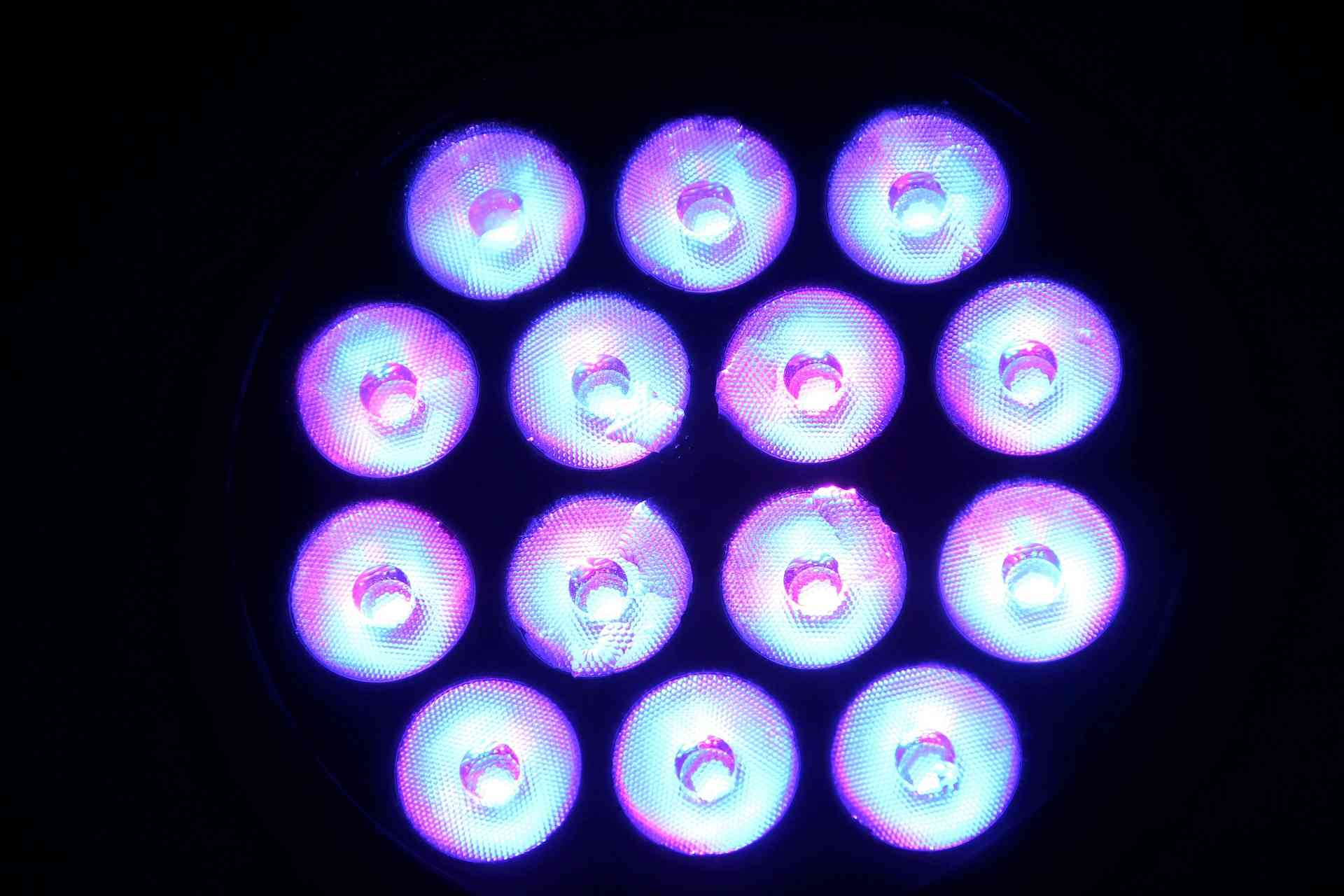 Schakeling baanverlichting gewijzigd